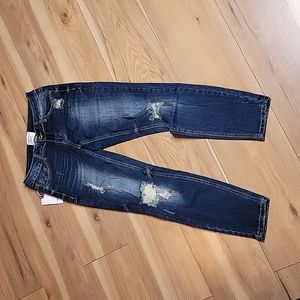 NWT American Blue Premium Denim 💙  size 3 Cute Jeans!!
